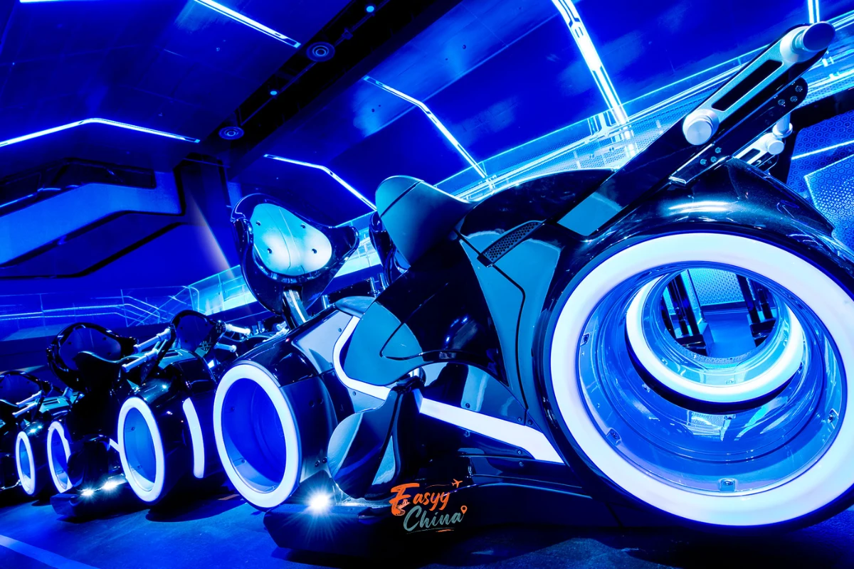 Thử sức TRON Lightcycle Power Run Disneyland Thượng Hải